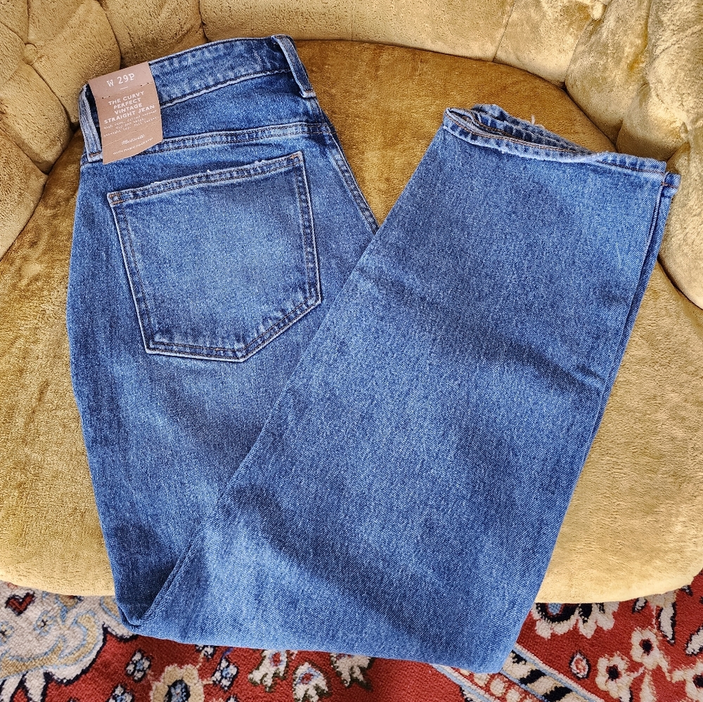 NWT! ❤️ Madewell Curvy Jeans
